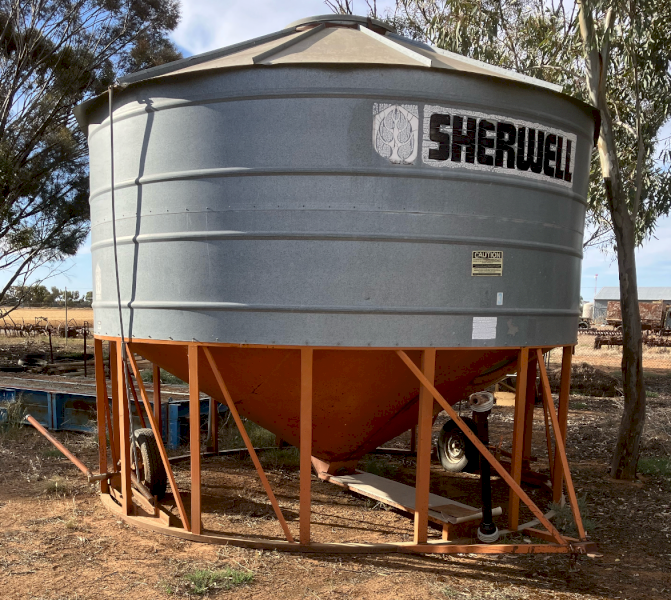 Sherwell 1411D Field Bin with PTO Auger