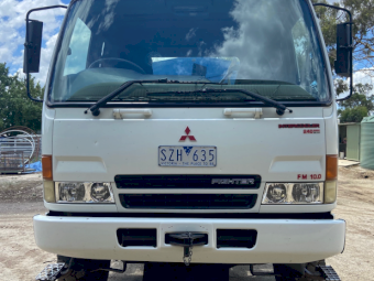 2003 Mitsubishi FM600 Spreader Truck