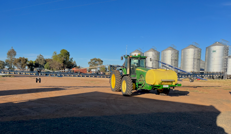 2009 Hayes 24m Weedseeker Linkage Boom