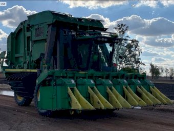 2013 John Deere 7760 Cotton Picker
