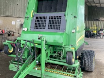 John Deere 592 Round Baler