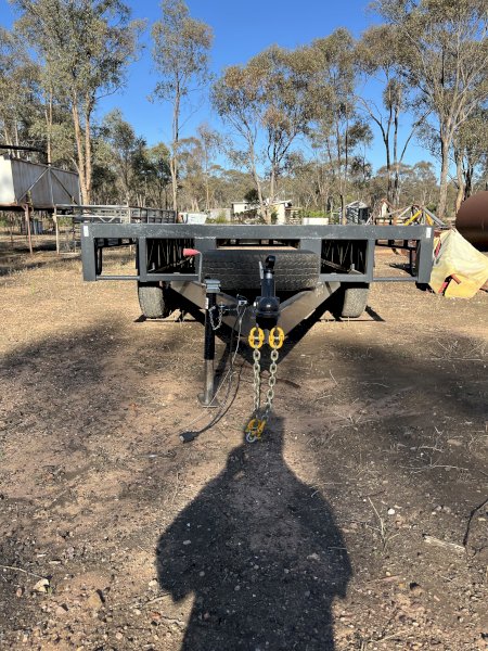 Tri axle Flat top trailer
