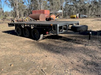 Tri axle Flat top trailer