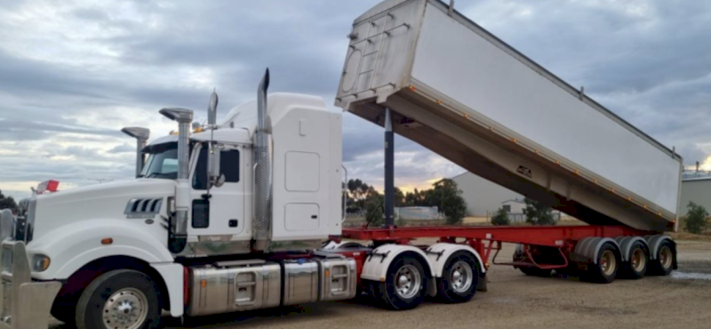 2017 Lusty Aust Triaxle Chassis Tipper