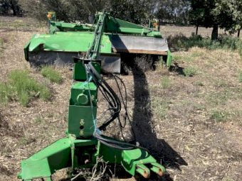 John Deere 946 Mower Conditioner