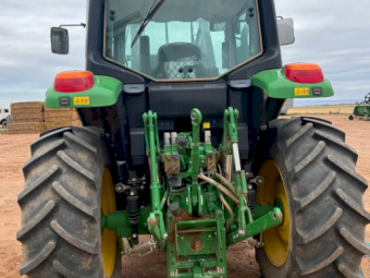 2021 John Deere 6110M