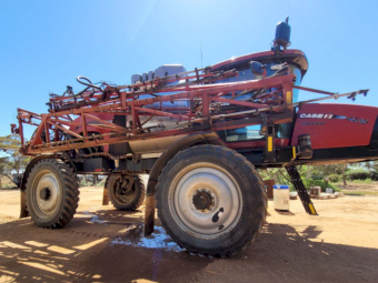 Case IH Patriot 4430 Sprayer