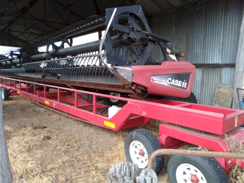 Case IH 2152 Draper Front on Trailer