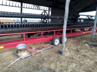 Case IH 2152 Draper Front on Trailer