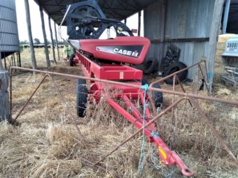 Case IH 2152 Draper Front on Trailer