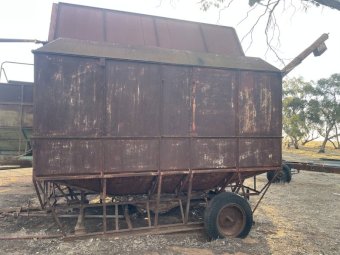 Field Bin