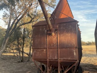 Field Bin