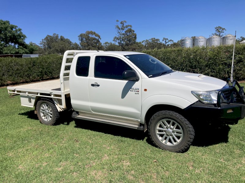 2014 Hilux Extra Cab Ute
