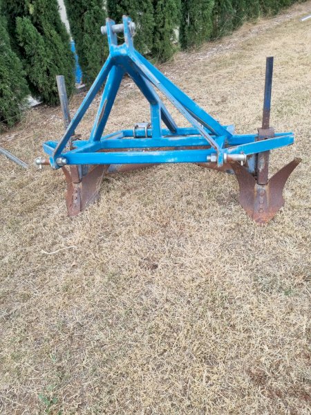 "V" Bed Former