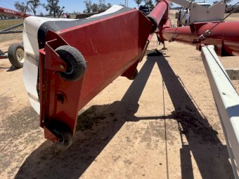 Farm King 13-95 Swing Away Auger