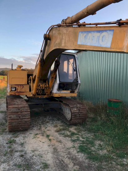 Kato HD-550V11 Excavator With 3 X Buckets (NO GST)