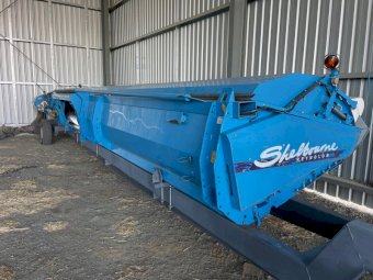 32' Shelbourne Stripper Front