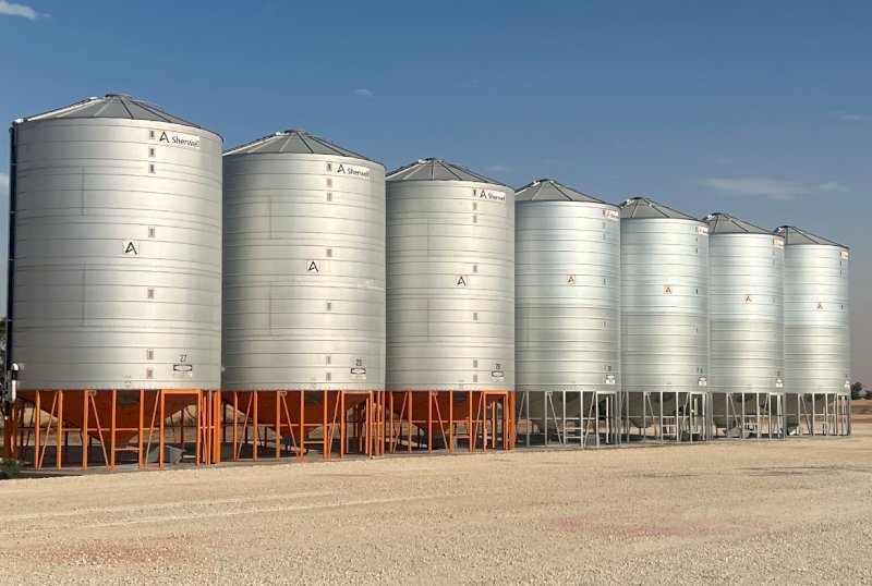 2014 Ahrens 118T Sealed Silo's x 7