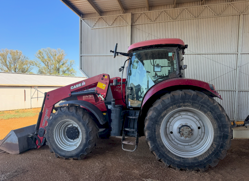 2014 Case IH Puma 165 Tractor with Loader
