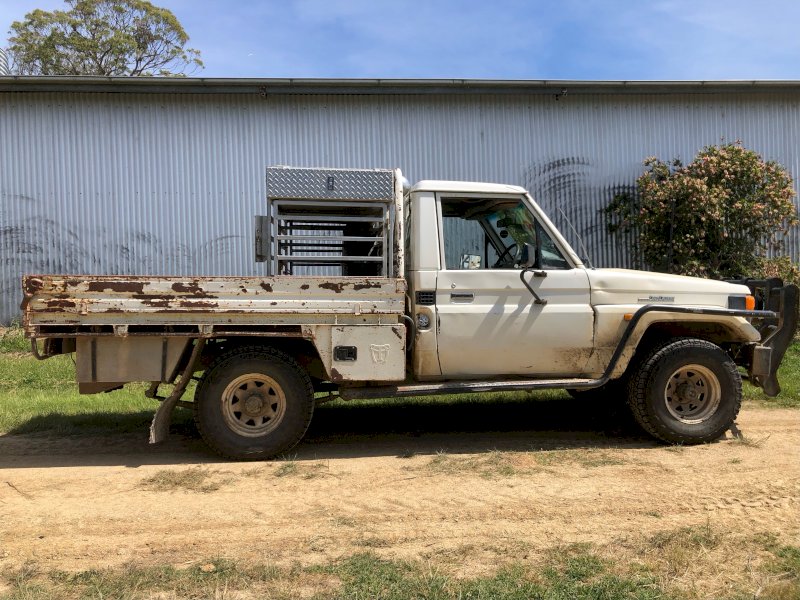 Toyota 1999 4x4 Landcruiser Ute