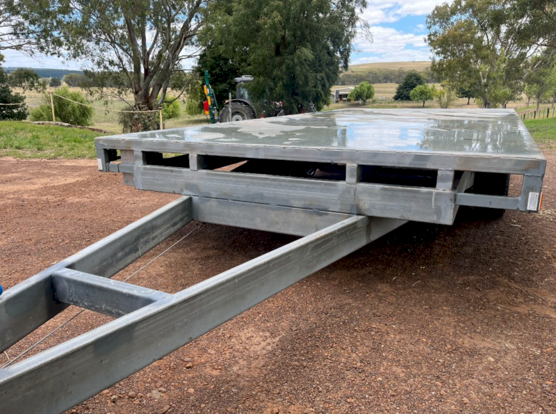 Tri Axle Flat Top Trailer