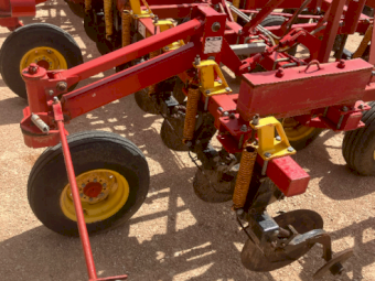 30ft Bourgault Disc Seeder