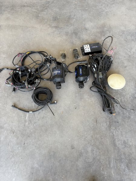 2 x Trimble EZ-Steer