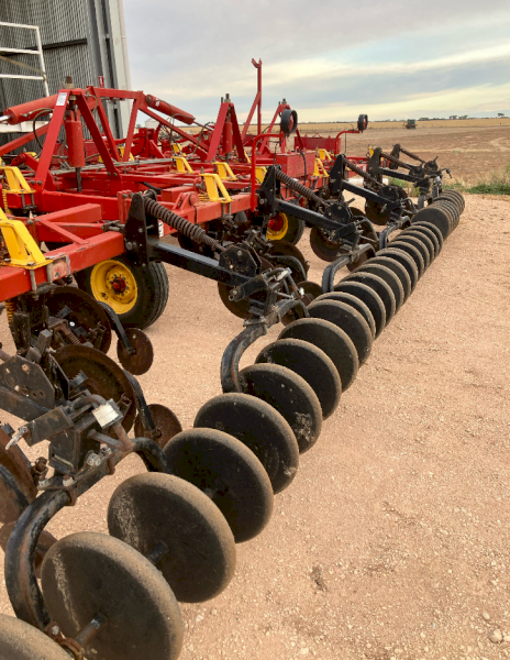 30ft Bourgault Disc Seeder