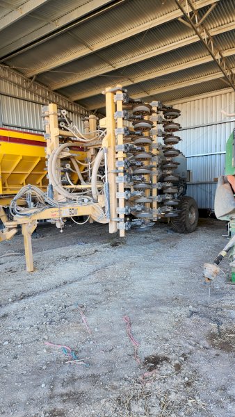 2019 Serafin Ultisow 6m Narrow Fold Single Disc Air Seeder