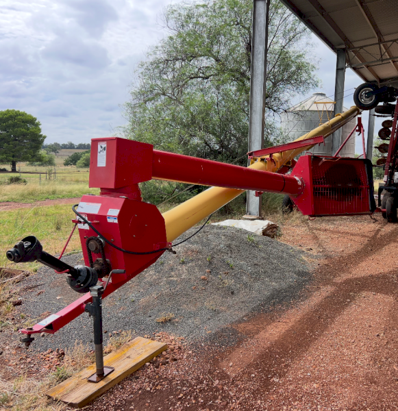 Westfield MK100-61 Swing Away Auger