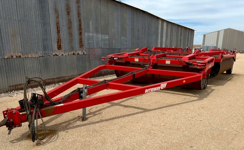 2020 Riteway F3-46 Land Roller