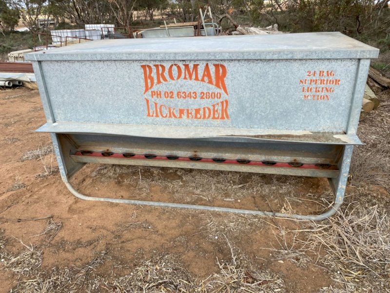 Bromar 24 bag Lick Feeder