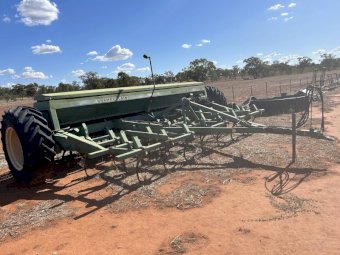 Chamberlain 753 Combine