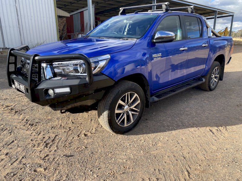 2019 Toyota Hilux SR5 Twin Cab