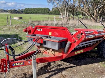 2021 WMI  Elite Hay feedout Trailer