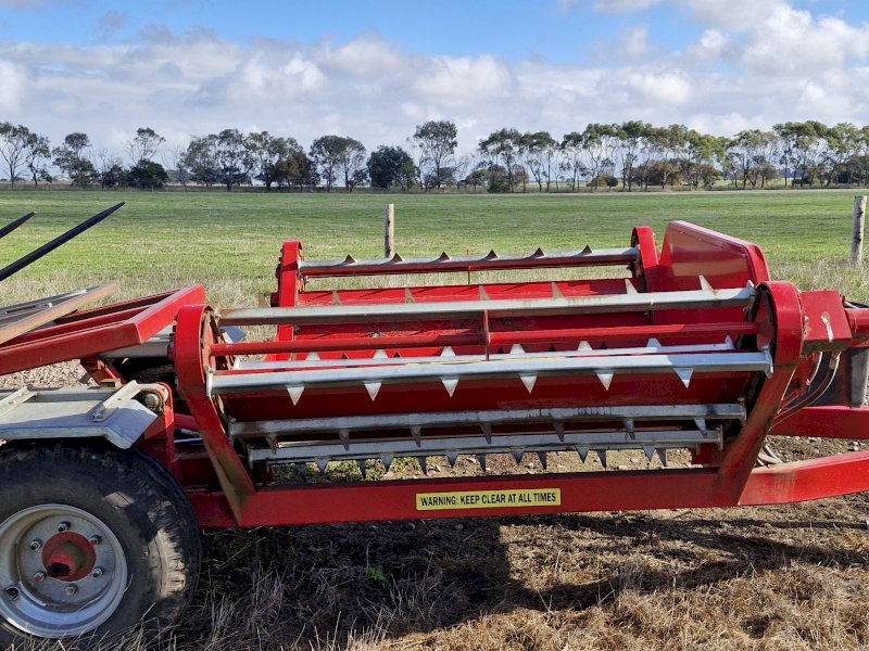 2021 WMI  Elite Hay feedout Trailer