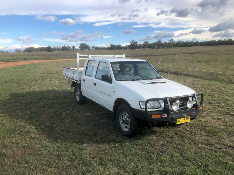 2002 Holden Rodeo TF R9 Dual Cab Ute