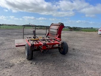 WMI Bale Feeder