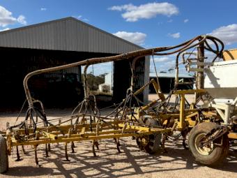 32ft Connor Shea EC Air Seeder