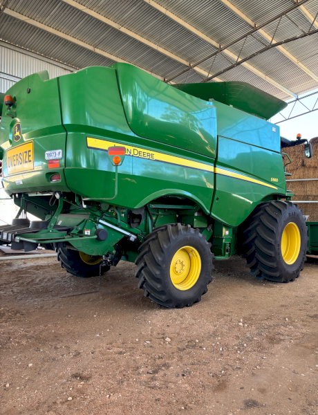 2012 John Deere S660 Header with Fronts x 3