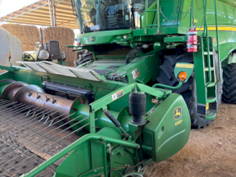 2012 John Deere S660 Header with Fronts x 3