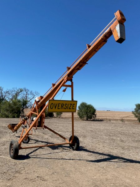 Sherwell 31'X7" Auger