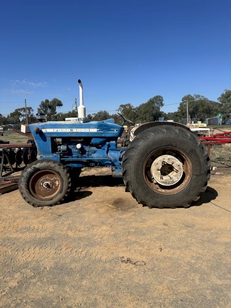 Ford 5000 Tractor