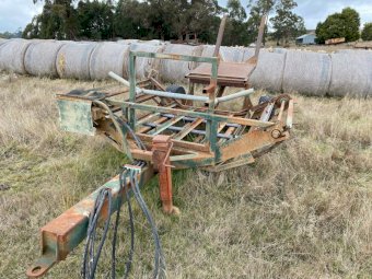 Round Bale Feeder