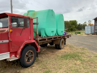 International C1800 with 2 x Rapid Spray Tanks