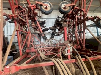 Morris Concept 64Ft Air Seeder Bar
