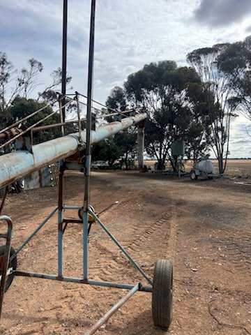L.G McKenzie 8" X 40Ft Grain Auger