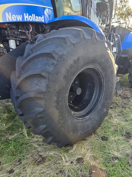 5 Goodyear 900/60-32  Tyres and Rims