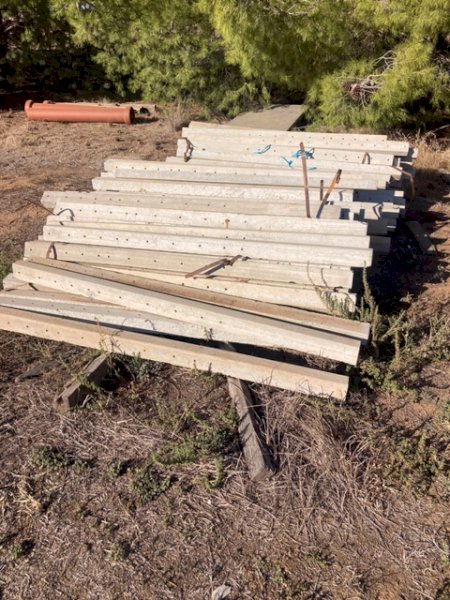 Fence  Stays