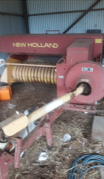 New Holland 317 Small Square Baler